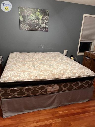 Photo of Sealy Pillowtop King sized mattress - 1