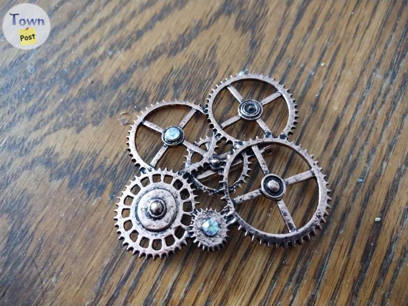 Photo of Brooches