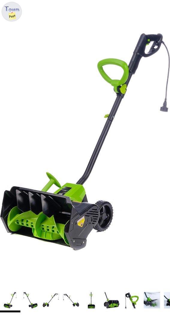 Photo of Electric Plug in Snow Thrower