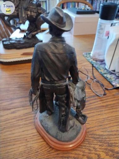 Photo of Cowboy figure/statue  - 2