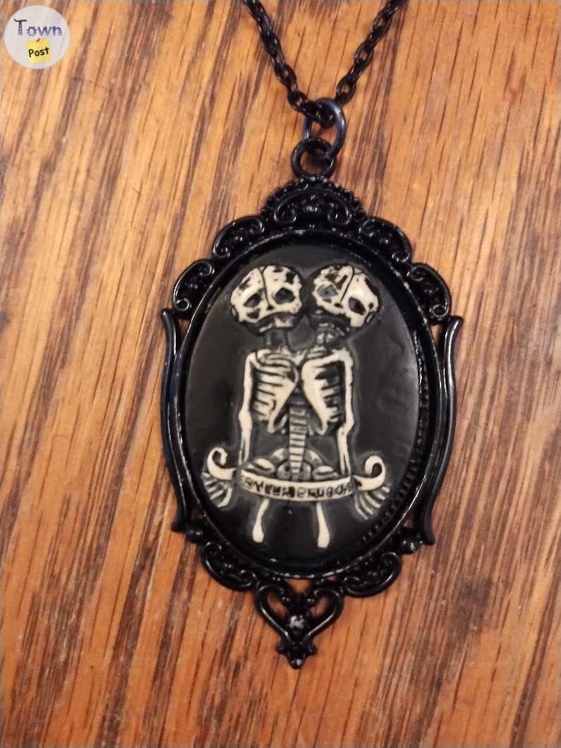 Photo of Gothic design necklace