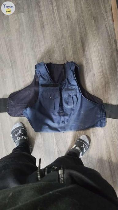 Photo of Bullet proof level 2 vest (plated) - 1