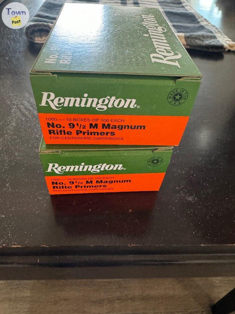 Photo of Remington 9 1/2 large rifle magnum primers 