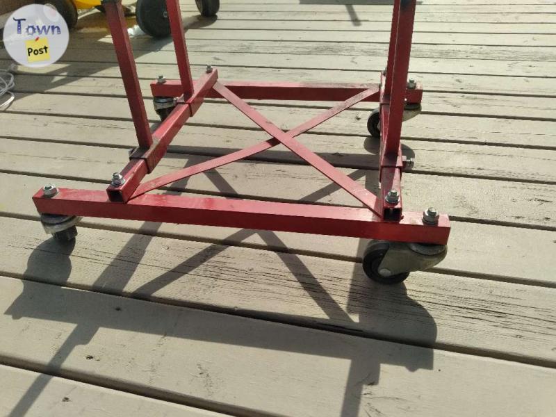 Photo of Engine stand for storing Engine cradle s Engine 