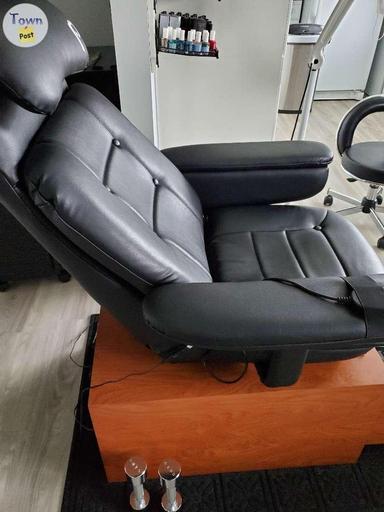 Photo of Versatile Pedicure Chair - 1