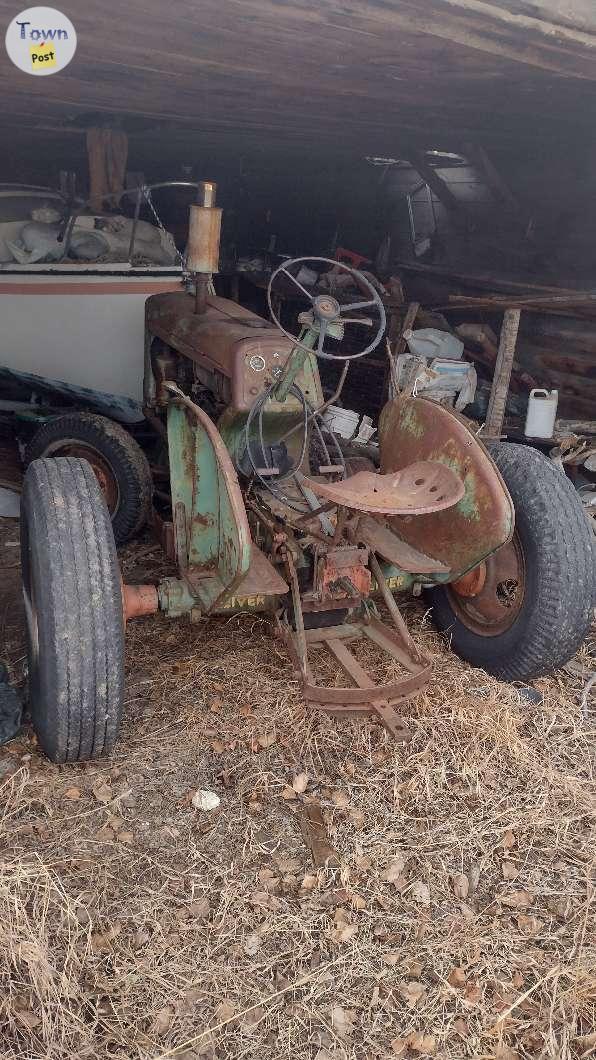 Photo of Antique Oliver tractor 