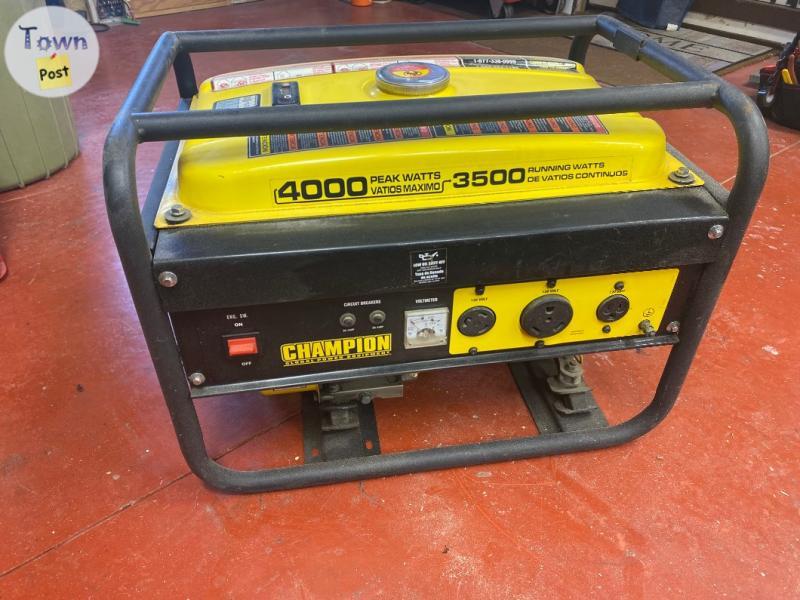 Photo of 3500 W gas generator Champion Model 46515