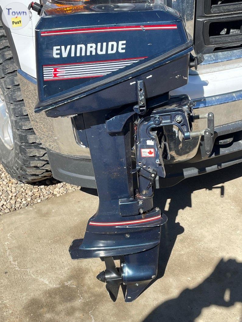 Photo of 8 hp evinrude