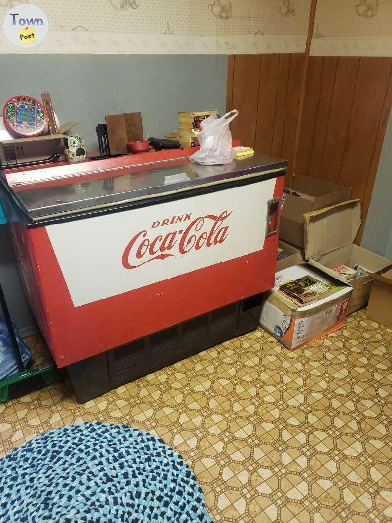 Photo of coke machine