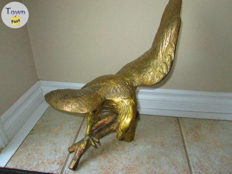 Photo of LARGE VINTAGE BRASS EAGLE