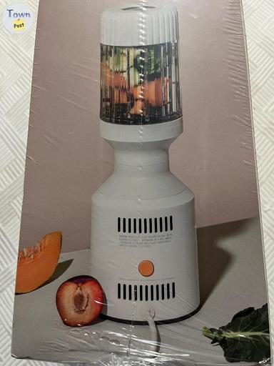 Photo of NIB Beast Blender Deluxe | Blend Smoothies  Shakes, 1000W - 2