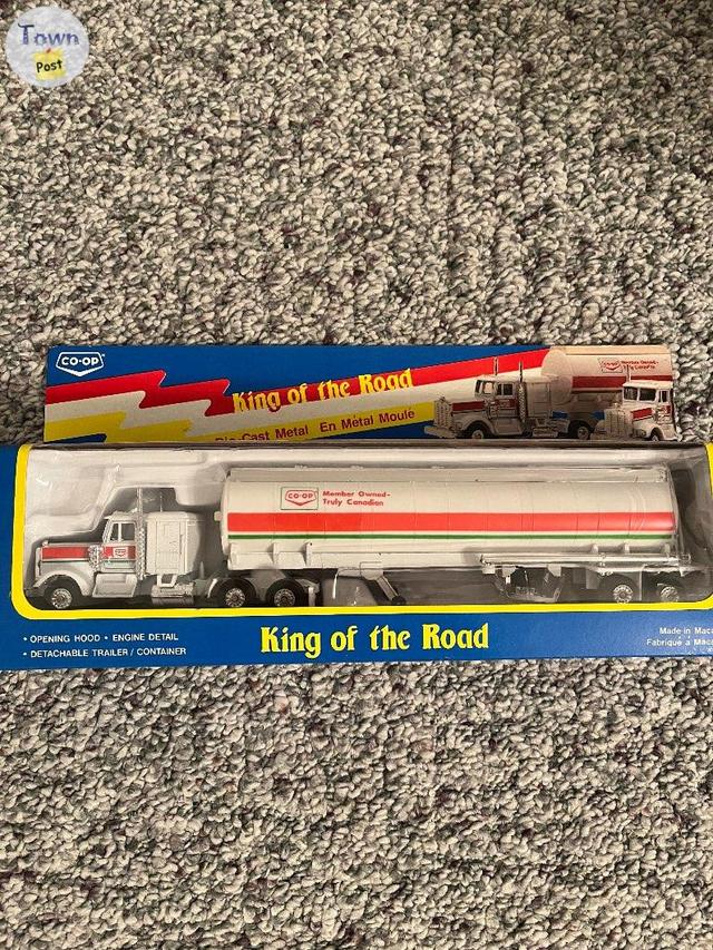 Photo of Diecast King of the Road Co-Op Truck & Tanker Trailer