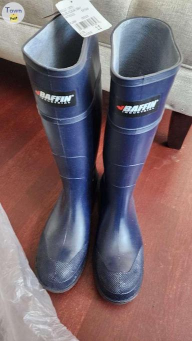 Photo of Brand new Baffin rubber boots  - 1