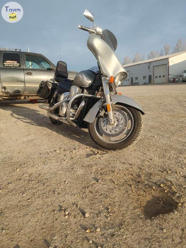 Photo of 2005 vtx 1300