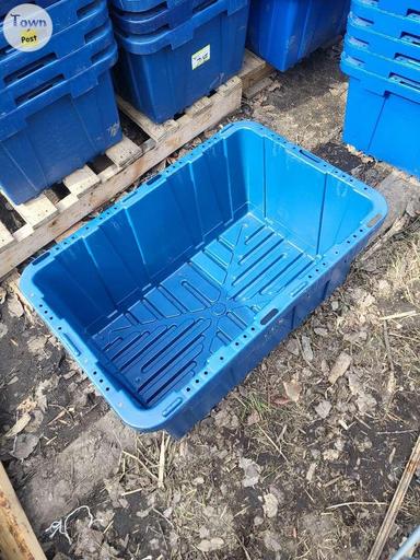 Photo of Heavy moving/garden totes, planters - 1