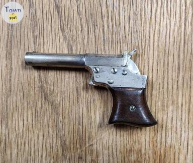 Photo of Remington Vest Pocket Single Shot Derringer Pistol - 2