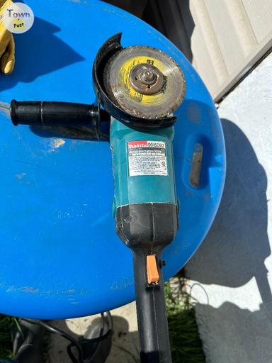 Photo of Makita Grinder - 2