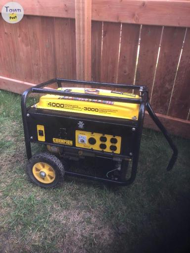 Photo of Champion 3000-watt Portable Generator - 1