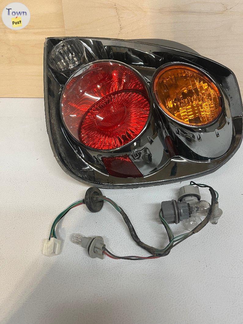 Photo of Nissan Altima Tail Light