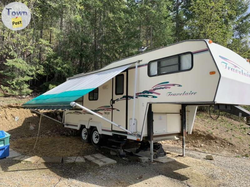 Photo of 1998 Travelaire TW220 5th wheel trailer 