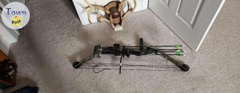 Photo of PSE Nova Compound Bow