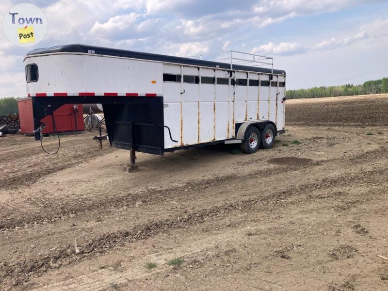 Photo of Horse trailer 