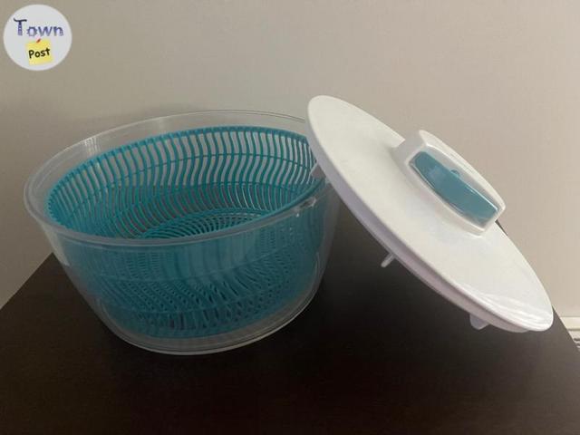 Photo of Salad spinner