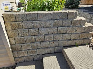 Photo of 50 Concrete blocks for sale - 1