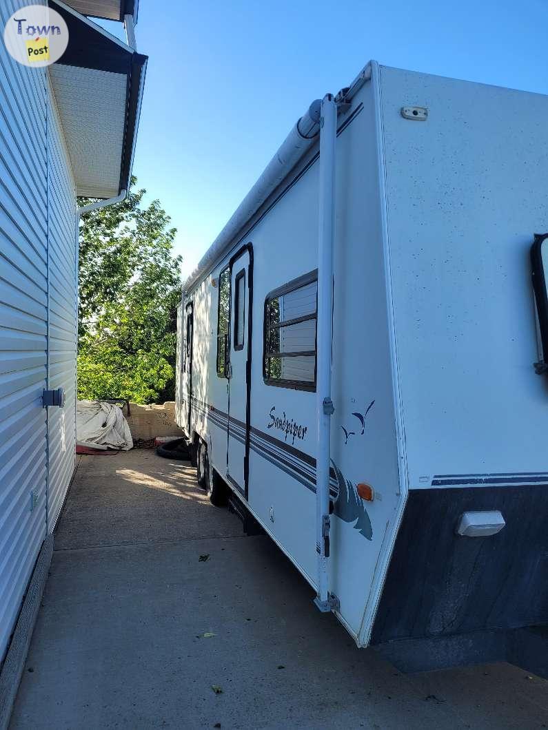 Photo of 2000 Sandpiper 30GT Holiday Trailer