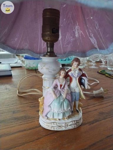 Photo of Victorian style lamp  - 1