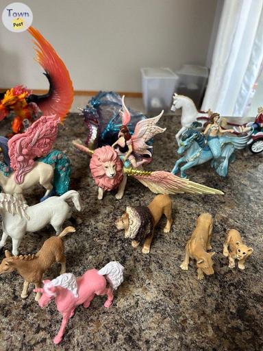 Photo of URGENT moving right away NEW Schleich Horses and fantasy toys - 2