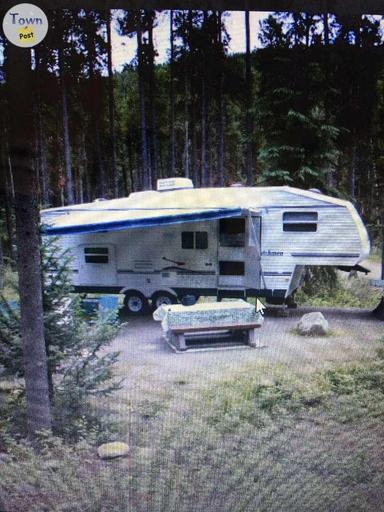 Photo of 2006 Dutchmen Fifth Wheel 26ft - 1