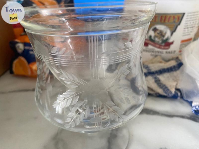 Photo of 1950’s era shrimp cocktail glasses