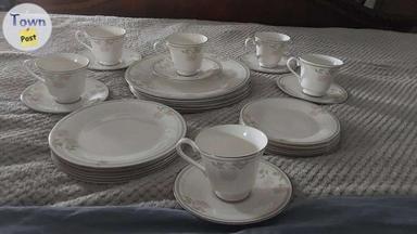 Photo of Royal Doulton Twilight Rose, 6 placesettings with teacups and saucers, $15.00 each, Made in England - 1