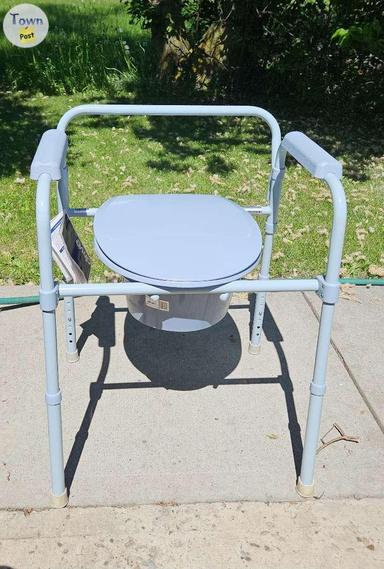 Photo of Steel Commode - 1