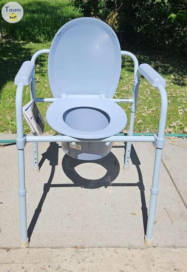 Photo of Steel Commode - 2