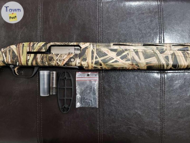 Photo of *Brand New* Browning Maxus 26" Camo Semi-Auto Shotgun (Never Fired)