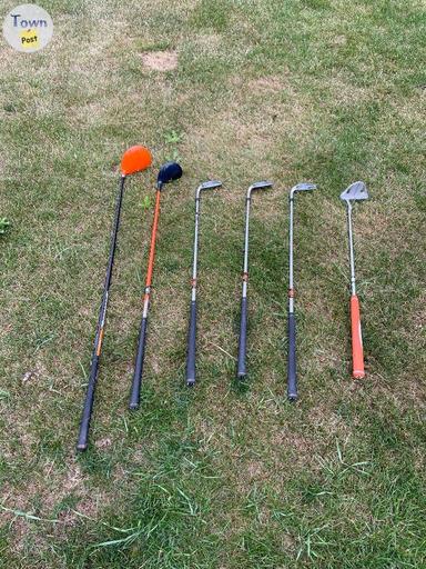 Photo of Child’s left handed golf clubs and bag - 1