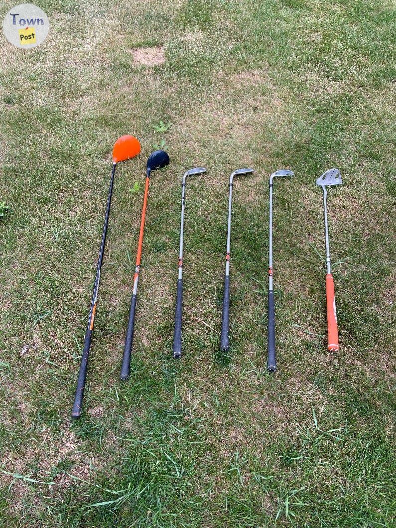 Photo of Child’s left handed golf clubs and bag