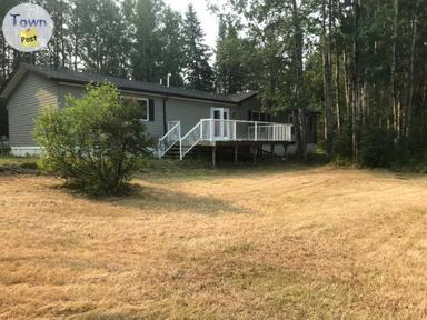 Photo of 1500 sq ft 3 bedroom home on 2.57 acres near fort assinaboine - 1