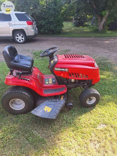 Photo of Yard works riding lawn mower - 2