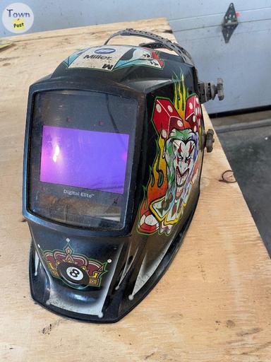 Photo of Auto darkening helmet  - 1