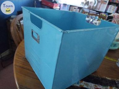 Photo of Turquoise color metal bin  - 1