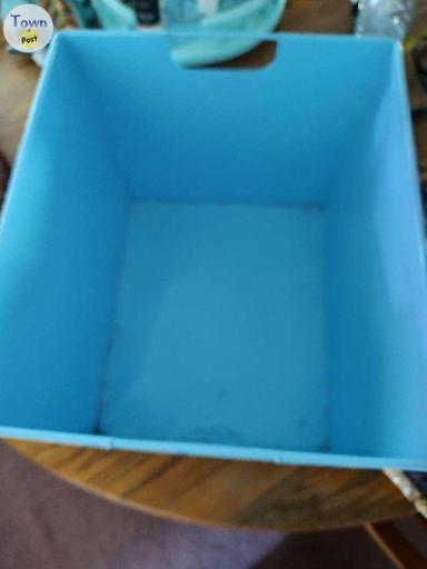 Photo of Turquoise color metal bin  - 2