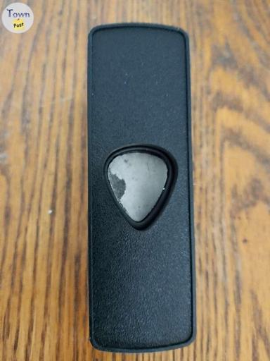 Photo of Guitar pick maker - 2