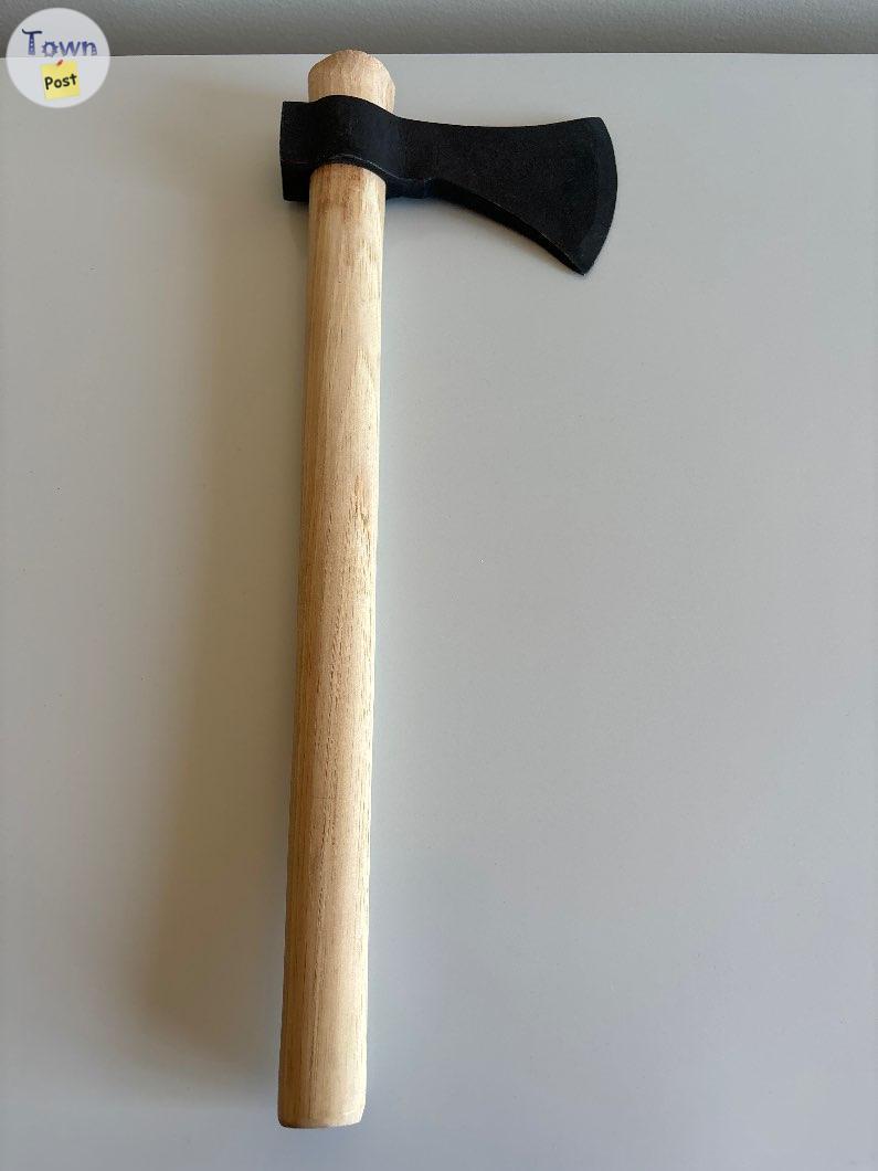 Photo of Throwing Tomahawk 