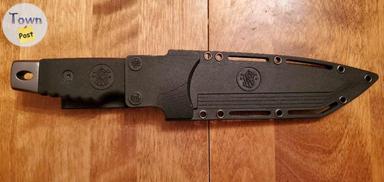 Photo of Smith & Wesson SW7 tanto fixed blade knife - 2