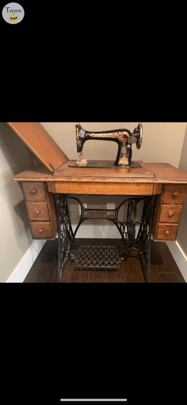 Photo of Antique Singer Sewing Machine  - 1