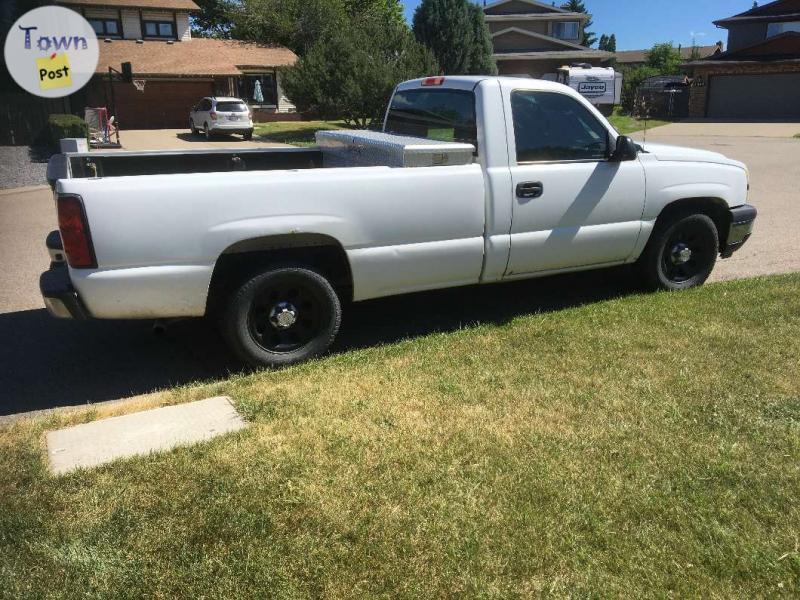 Photo of 2007 Chevrolet Silverado Pickup