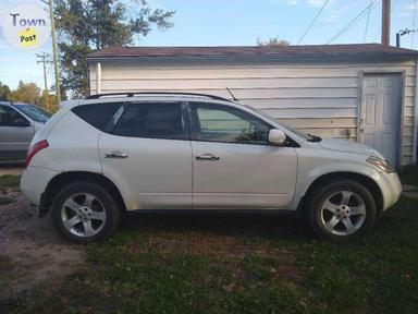 Photo of 2005 Nissan Murano parts car - 1